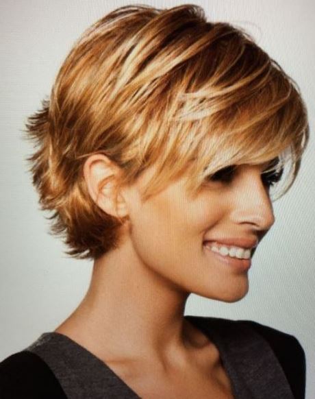 coupe-de-cheveux-femme-2023-carre-plongeant-62_10 Coupe de cheveux femme 2023 carré plongeant