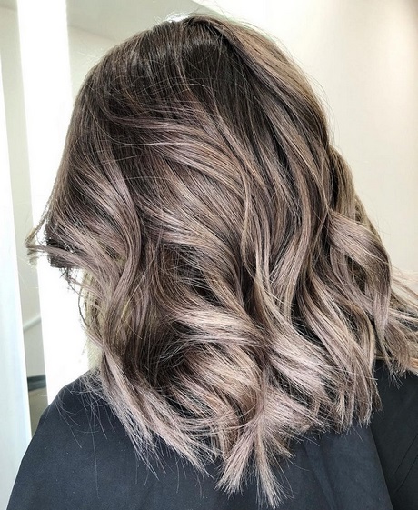 coupe-femme-2023-mi-long-81_17 Coupe femme 2023 mi long