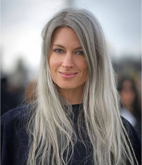 cheveux-gris-femme-jeune-10_15 Cheveux gris femme jeune