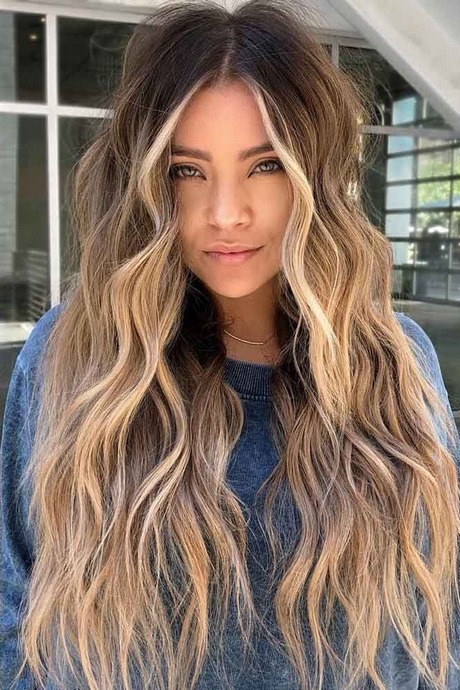 coiffure-cheveux-long-tendance-2020-72 Coiffure cheveux long tendance 2020