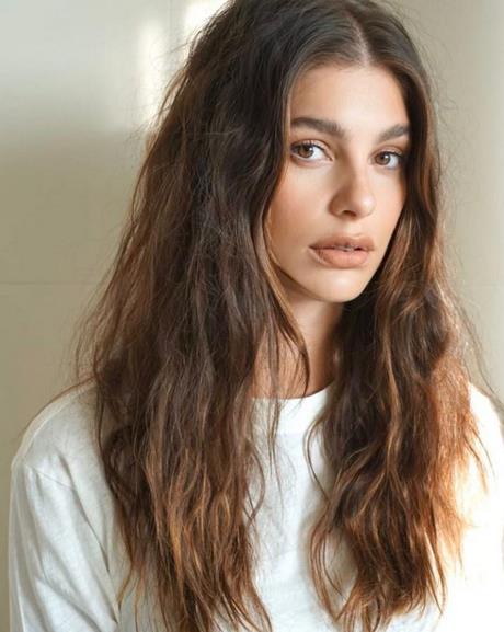 coiffure-cheveux-long-tendance-2020-72_3 Coiffure cheveux long tendance 2020