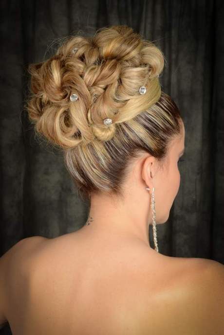 chignon-haut-pour-mariage-96_17 Chignon haut pour mariage