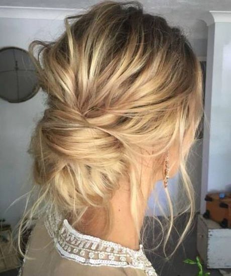 coiffure-chignon-bas-tresse-31_12 Coiffure chignon bas tressé