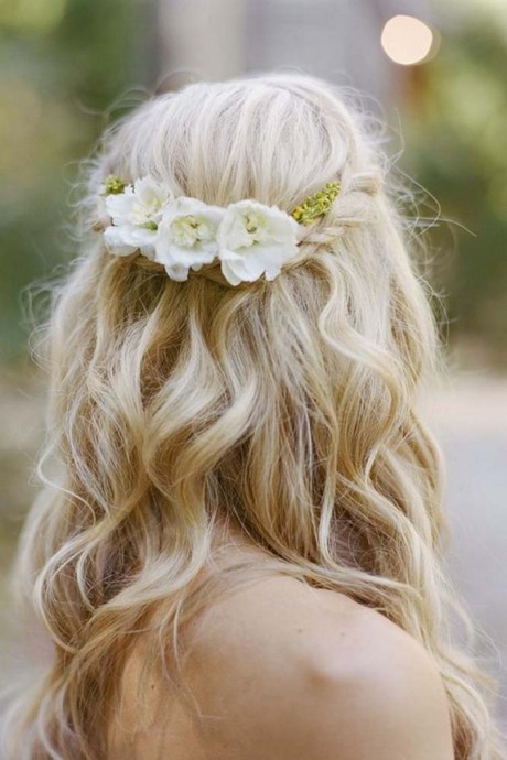  Coiffure  mariage cheveux  mi  long  detachees