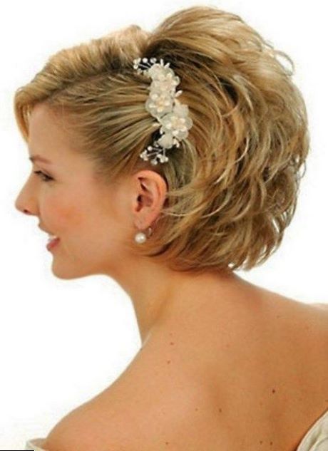 coiffure-mariage-sur-cheveux-mi-long-96_7 Coiffure mariage sur cheveux mi long