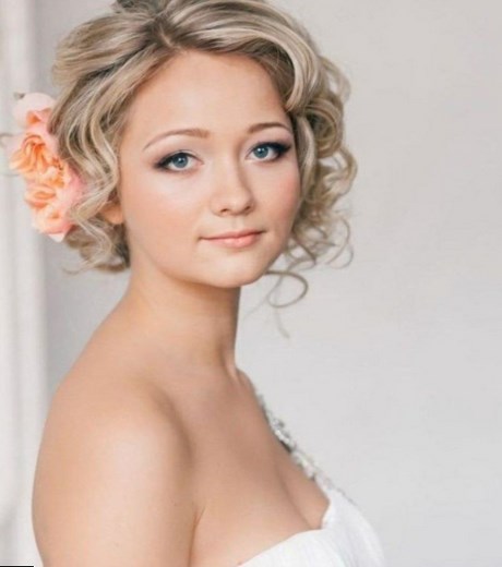 modele-coiffure-mariage-cheveux-court-04_13 Modele coiffure mariage cheveux court