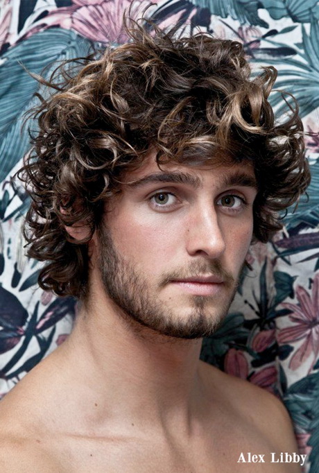 cheveux-boucls-homme-38_7 Cheveux bouclés homme