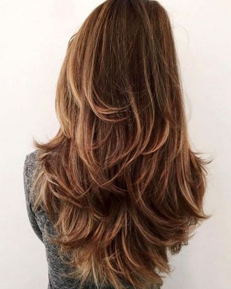 Dégradé en pointe cheveux long - Beauté et style