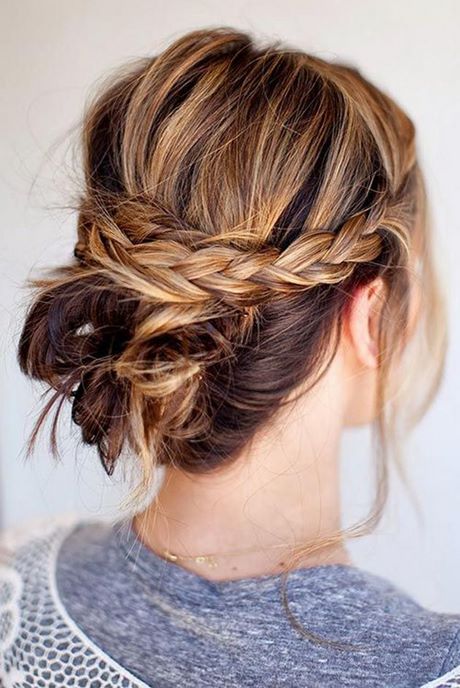 chignon-bun-cheveux-court-93_11 Chignon bun cheveux court