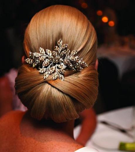 chignon-chic-pour-mariage-04_17 Chignon chic pour mariage