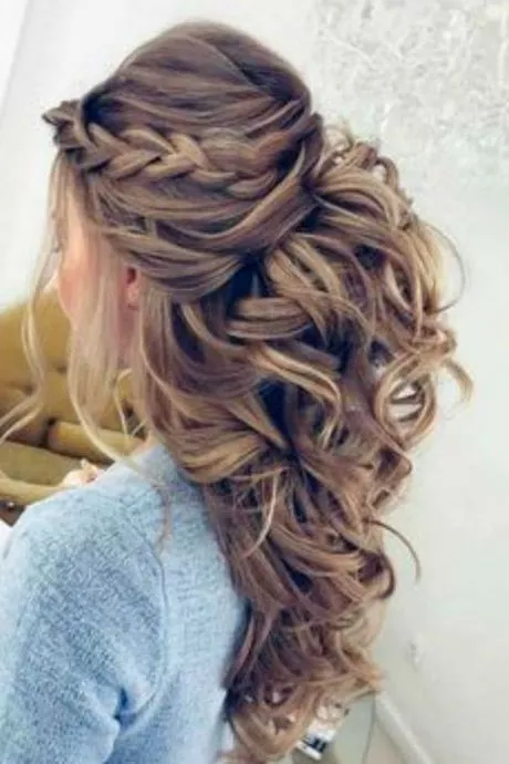 coiffure-mariage-2023-cheveux-long-89_9-15 Coiffure mariage 2023 cheveux long