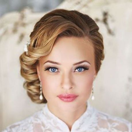 chignon-asymetrique-84_9 Chignon asymétrique