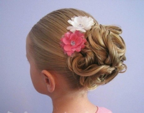 chignon-pour-petite-fille-62_3 Chignon pour petite fille