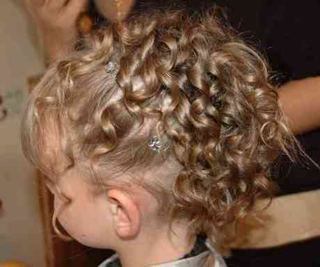 coiffure-de-mariage-pour-fille-de-10-ans-64_19 Coiffure de mariage pour fille de 10 ans