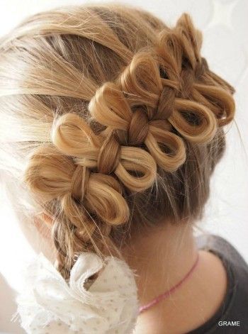 coiffure-mariage-cheveux-courts-petite-fille-03_12 Coiffure mariage cheveux courts petite fille