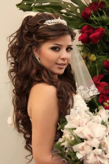 coiffure-mariage-cheveux-long-brun-88_11 Coiffure mariage cheveux long brun