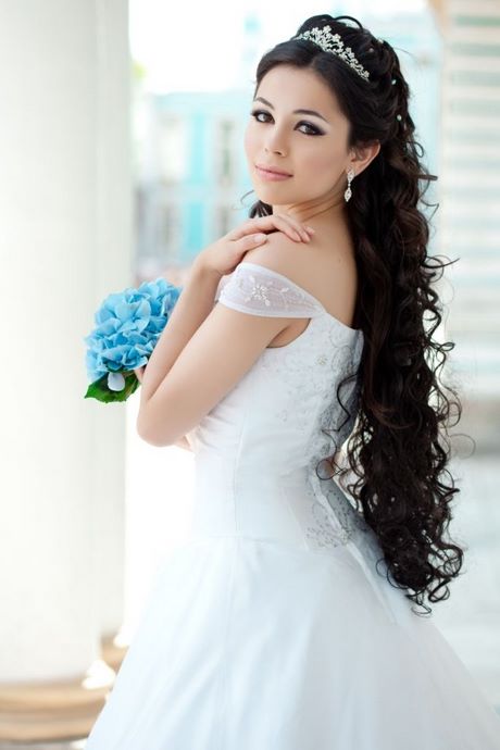 coiffure-mariage-cheveux-long-brun-88_13 Coiffure mariage cheveux long brun