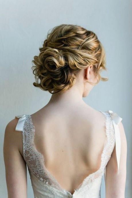 coiffure-mariage-cheveux-long-brun-88_17 Coiffure mariage cheveux long brun