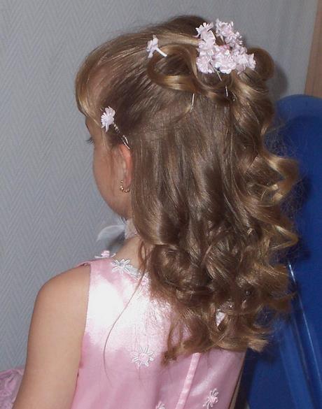 coiffure-mariage-enfant-fille-22 Coiffure mariage enfant fille