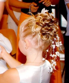 coiffure-pour-mariage-petite-fille-40_14 Coiffure pour mariage petite fille