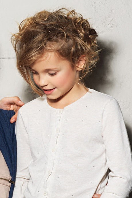 Coupe de cheveux petite fille court  Beauté et style