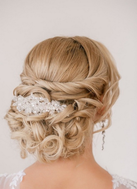 chignon-mariage-avec-boucle-38 Chignon mariage avec boucle