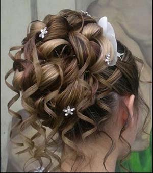 chignon-mariage-avec-boucle-38_11 Chignon mariage avec boucle