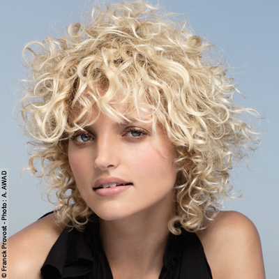 coiffure-courte-boucle-femme-25_10 Coiffure courte bouclée femme