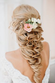 coiffure-mariage-cheveux-long-friss-54 Coiffure mariage cheveux long frisés