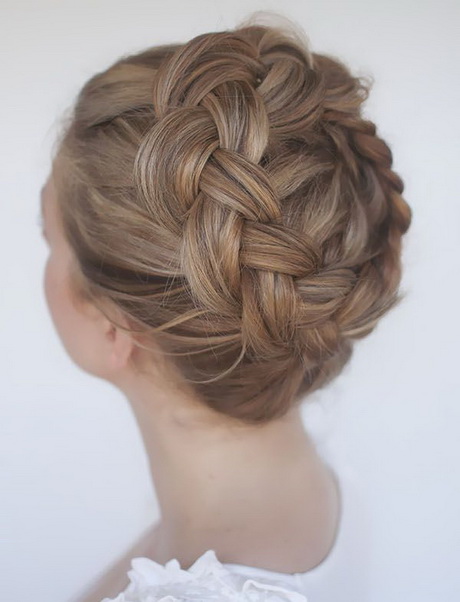 coiffure-tresse-chignon-mariage-23_11 Coiffure tresse chignon mariage