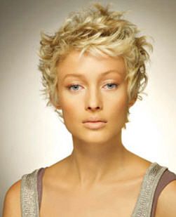 coupe-cheveux-court-boucl-femme-12_14 Coupe cheveux court bouclé femme