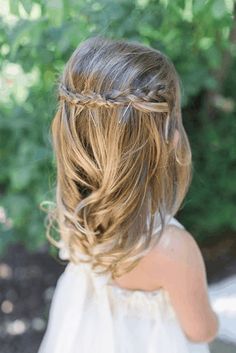 photo-coiffure-fille-mariage-26_18 Photo coiffure fille mariage