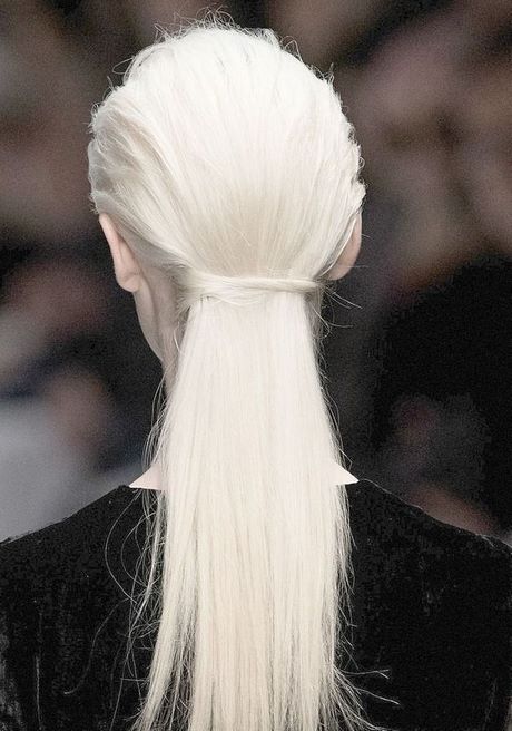 cheveux-long-blanc-femme-68_8 Cheveux long blanc femme