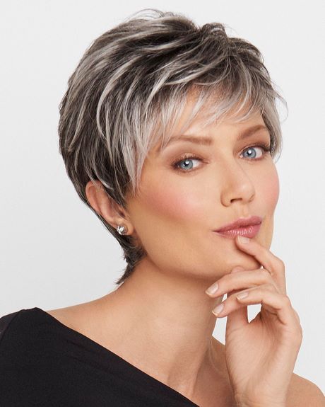 coiffure-cheveux-gris-femme-60-ans-33_13 Coiffure cheveux gris femme 60 ans