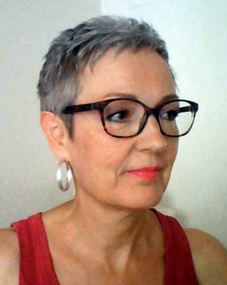 coiffure-courte-femme-60-ans-lunettes-02_6 ﻿Coiffure courte femme 60 ans lunettes