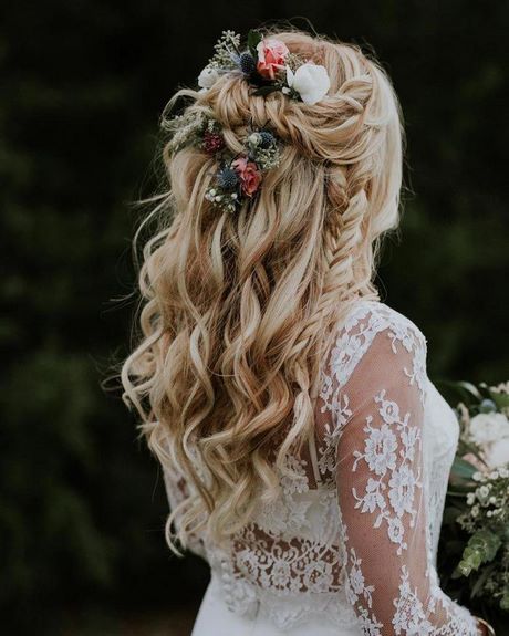 coiffure-mariage-boheme-cheveux-long-20_7 Coiffure mariage boheme cheveux long