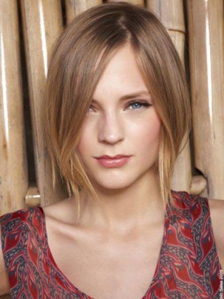 coupe-courte-femme-cheveux-raides-31_16 Coupe courte femme cheveux raides