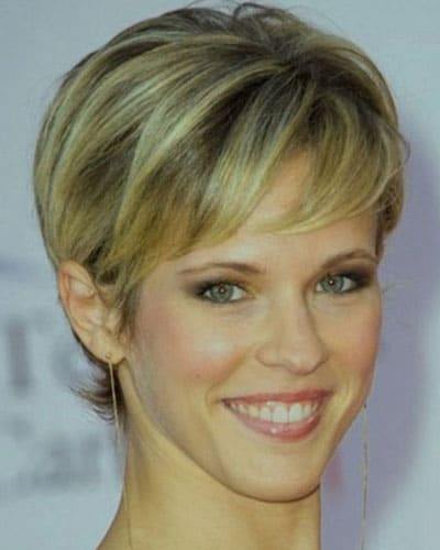 coupe-de-cheveux-court-femme-30-ans-87_14 Coupe de cheveux court femme 30 ans