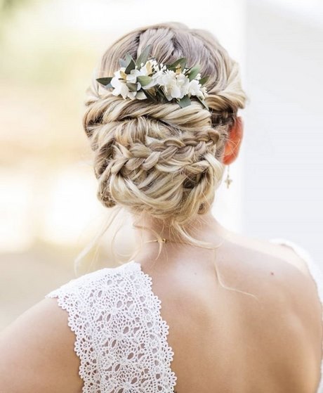 tresse-mariage-cheveux-mi-long-26_15 Tresse mariage cheveux mi long