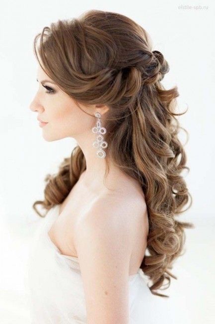 chignon-cheveux-detache-87_9 Chignon cheveux detache