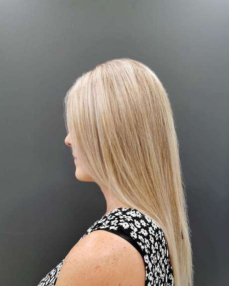 coupe-blonde-cheveux-long-24_13 Coupe blonde cheveux long