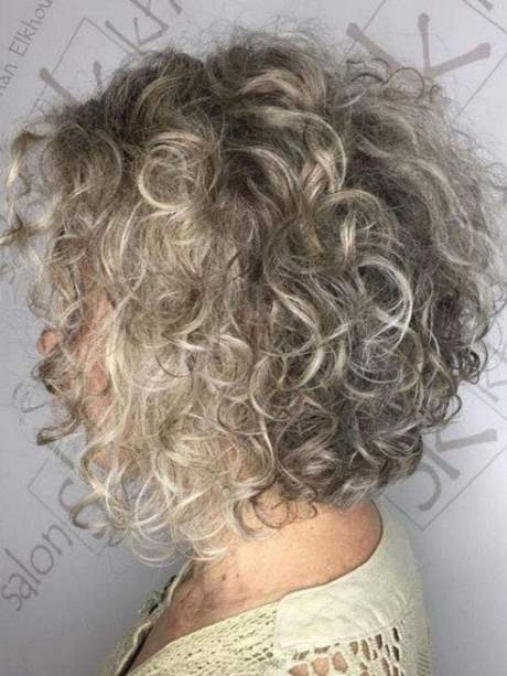 coupe-cheveux-frises-mi-long-femme-73_10 Coupe cheveux frisés mi long femme