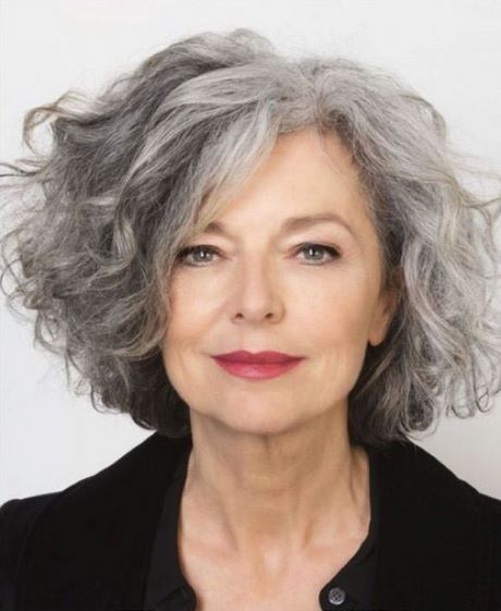 coupe-de-cheveux-gris-femme-50-ans-69_13 Coupe de cheveux gris femme 50 ans