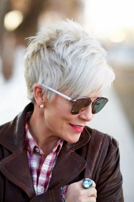 femme-60-ans-cheveux-longs-78_8 Femme 60 ans cheveux longs