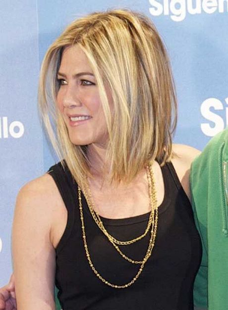 jennifer-aniston-carre-plongeant-72_10 Jennifer aniston carré plongeant