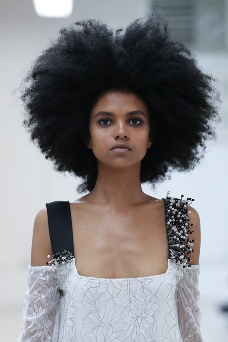 modele-coupe-de-cheveux-afro-femme-50_3 Modele coupe de cheveux afro femme