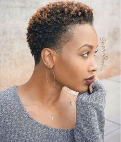 coiffure-afro-femme-cheveux-courts-98_9 Coiffure afro femme cheveux courts
