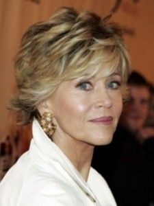 coupe-cheveux-court-pour-femme-60-ans-20 Coupe cheveux court pour femme 60 ans