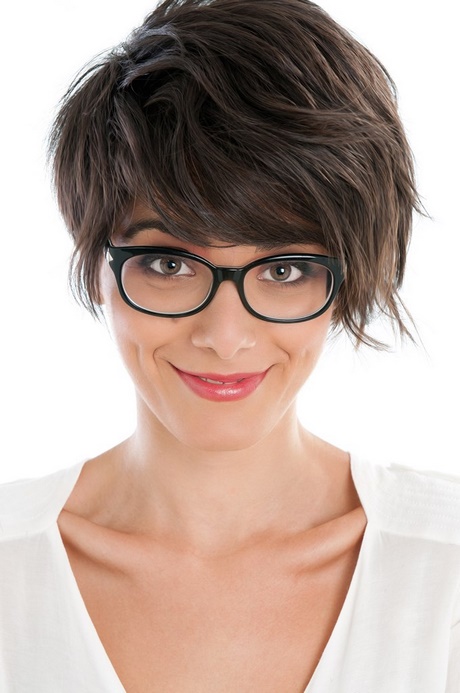 coupe-de-cheveux-femme-50-ans-avec-lunettes-77_12 Coupe de cheveux femme 50 ans avec lunettes