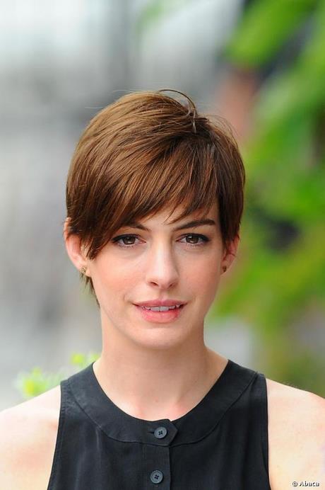 anne-hathaway-coupe-courte-48_9 Anne hathaway coupe courte